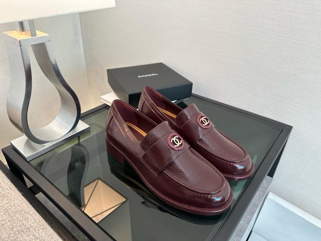 Chanel S24/25 Mokasen Dana Derisi Ayakkabı - Glimmer of Luxury