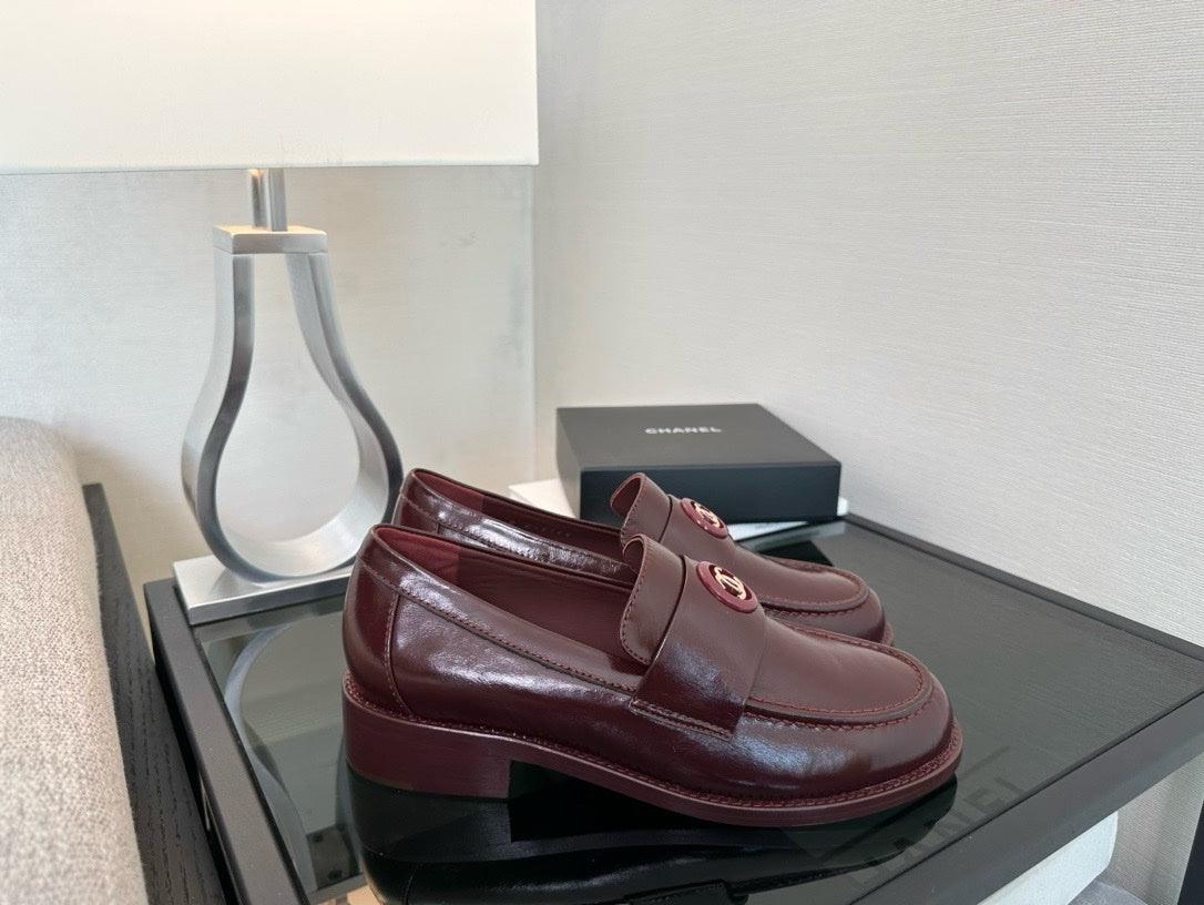 Chanel S24/25 Mokasen Dana Derisi Ayakkabı - Glimmer of Luxury