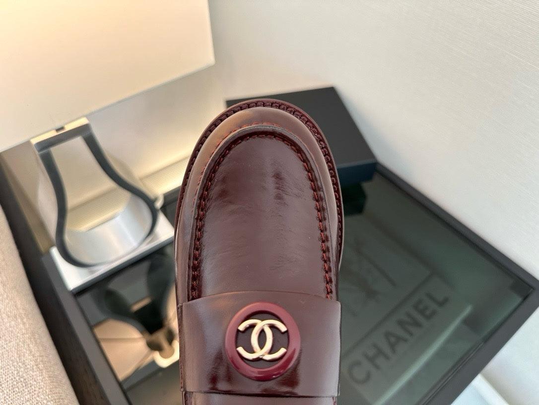 Chanel S24/25 Mokasen Dana Derisi Ayakkabı - Glimmer of Luxury