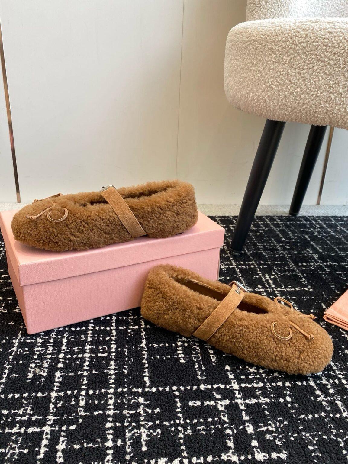 Miu Miu Koyun Postu Balerinler - Glimmer of Luxury