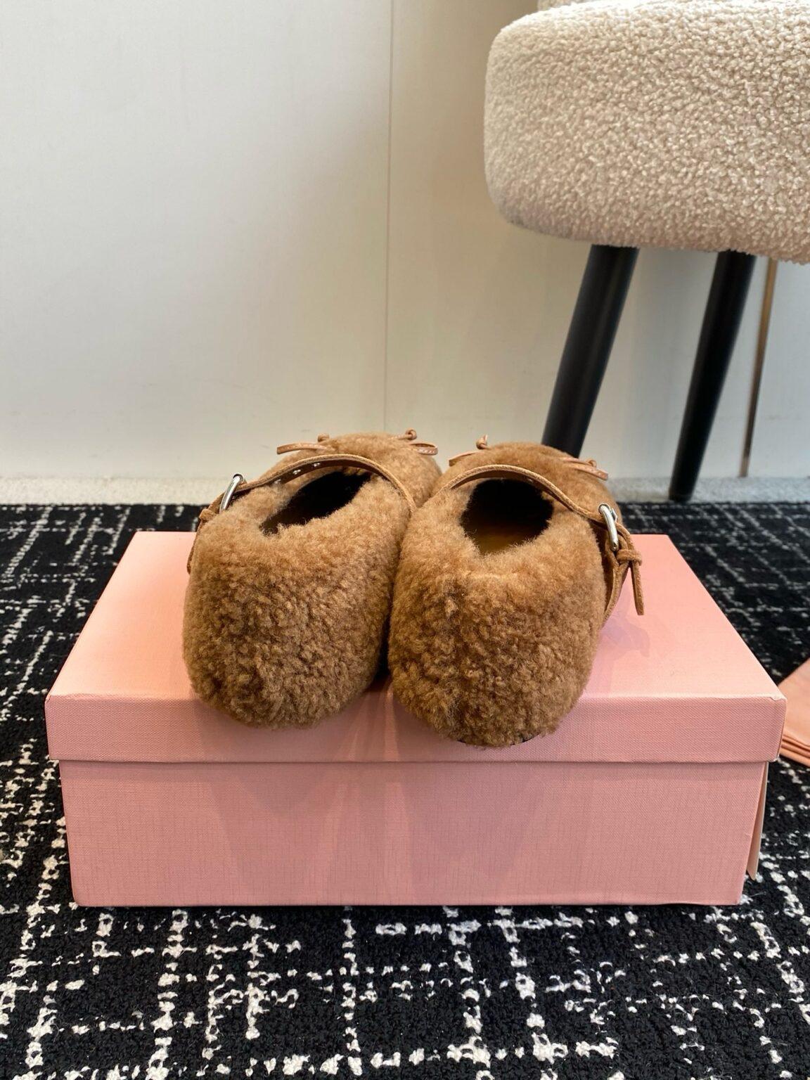 Miu Miu Koyun Postu Balerinler - Glimmer of Luxury