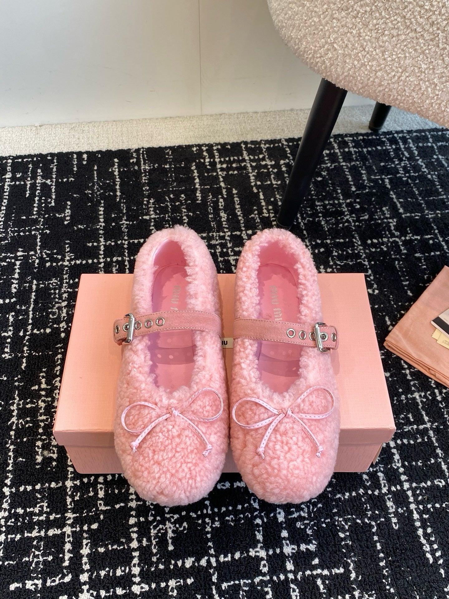Miu Miu Koyun Postu Balerinler - Glimmer of Luxury