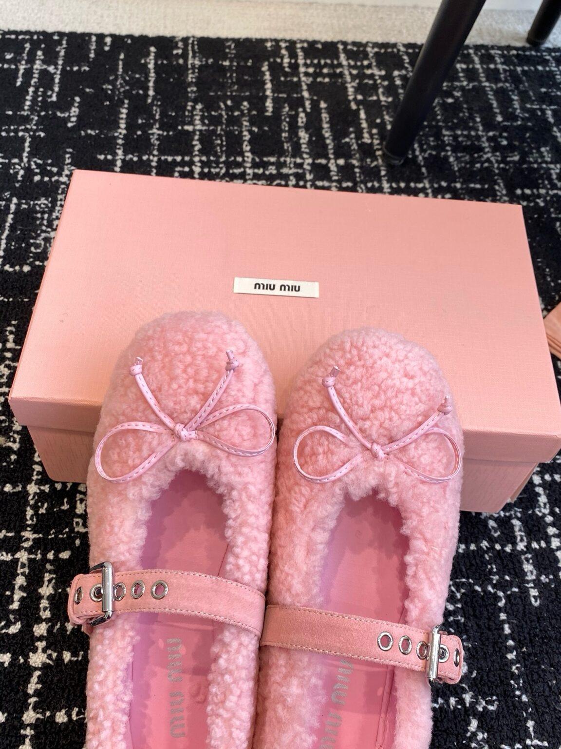 Miu Miu Koyun Postu Balerinler - Glimmer of Luxury