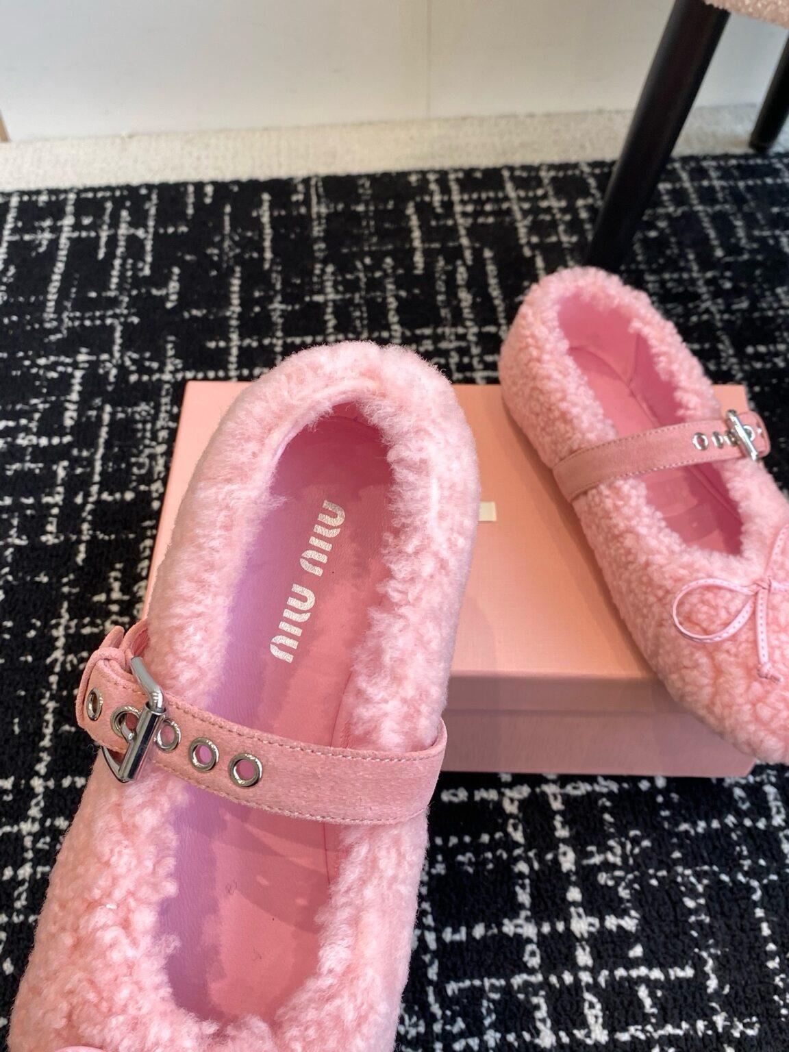 Miu Miu Koyun Postu Balerinler - Glimmer of Luxury
