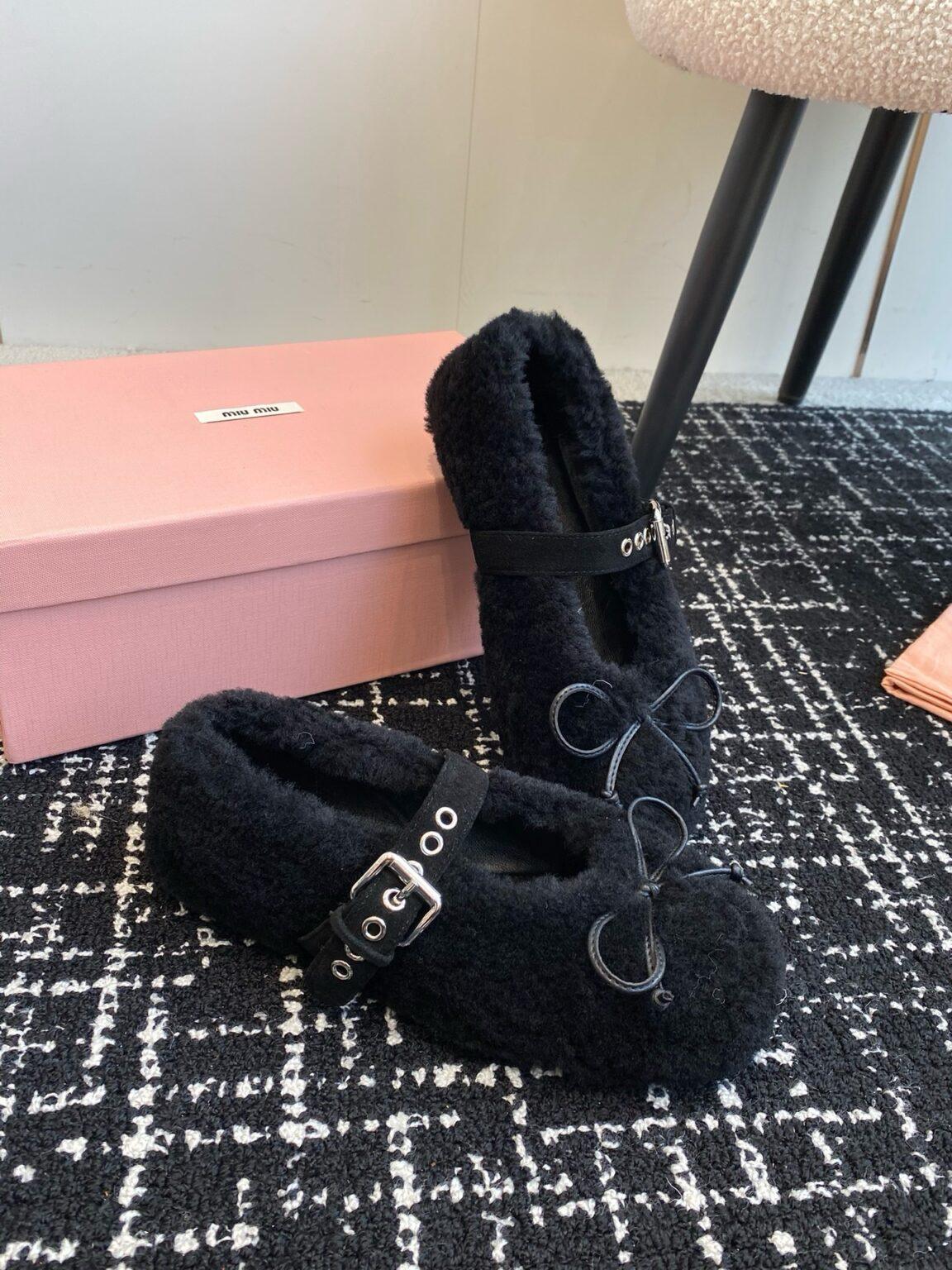 Miu Miu Koyun Postu Balerinler - Glimmer of Luxury