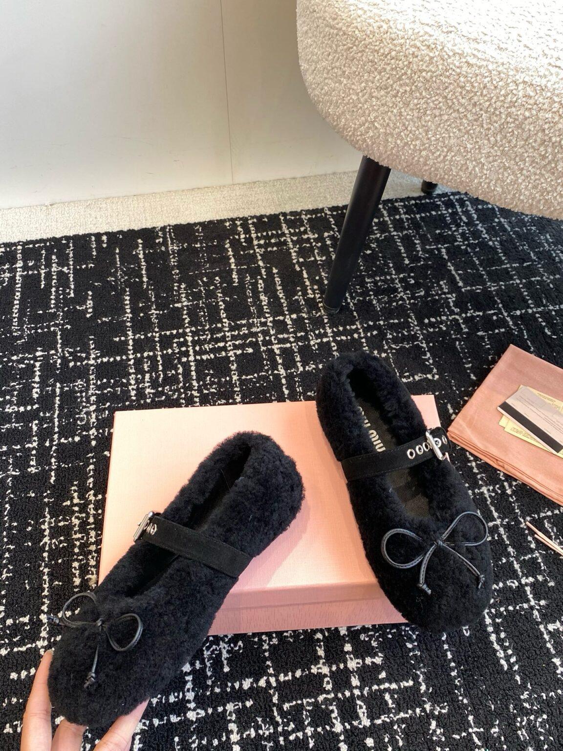 Miu Miu Koyun Postu Balerinler - Glimmer of Luxury