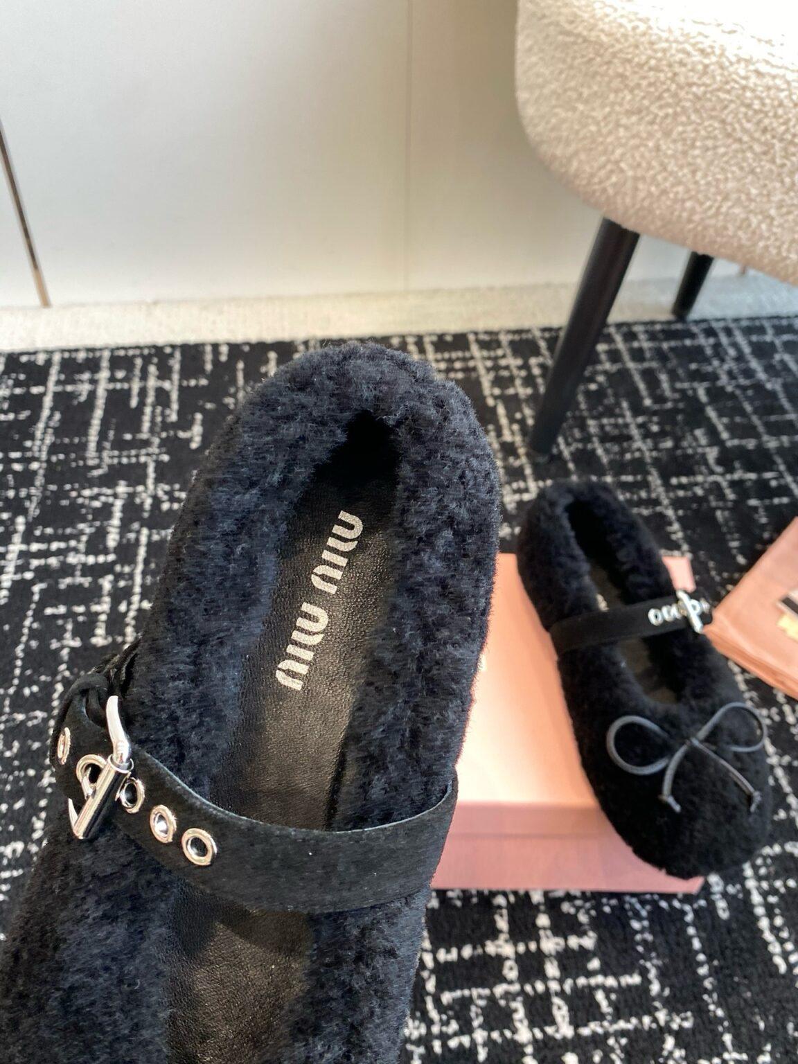 Miu Miu Koyun Postu Balerinler - Glimmer of Luxury