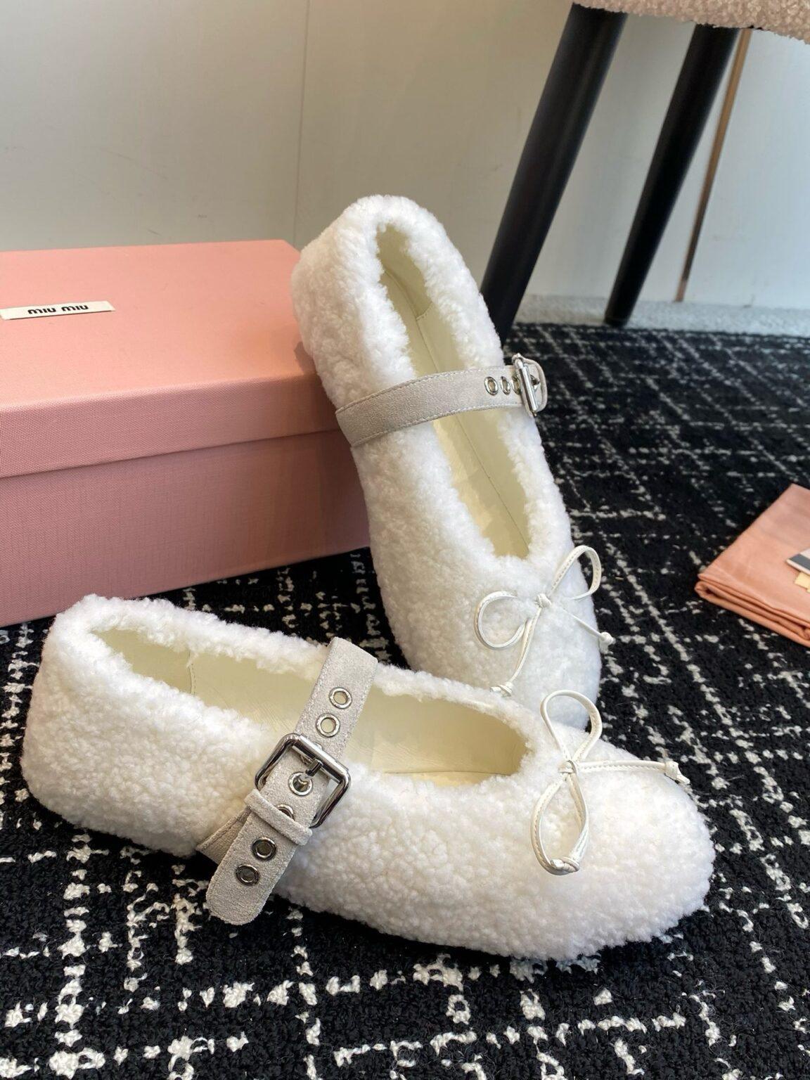Miu Miu Koyun Postu Balerinler - Glimmer of Luxury