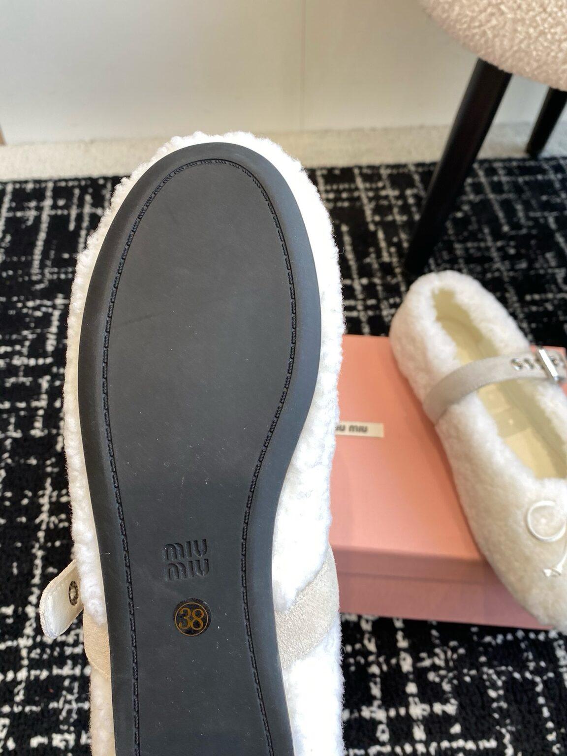Miu Miu Koyun Postu Balerinler - Glimmer of Luxury