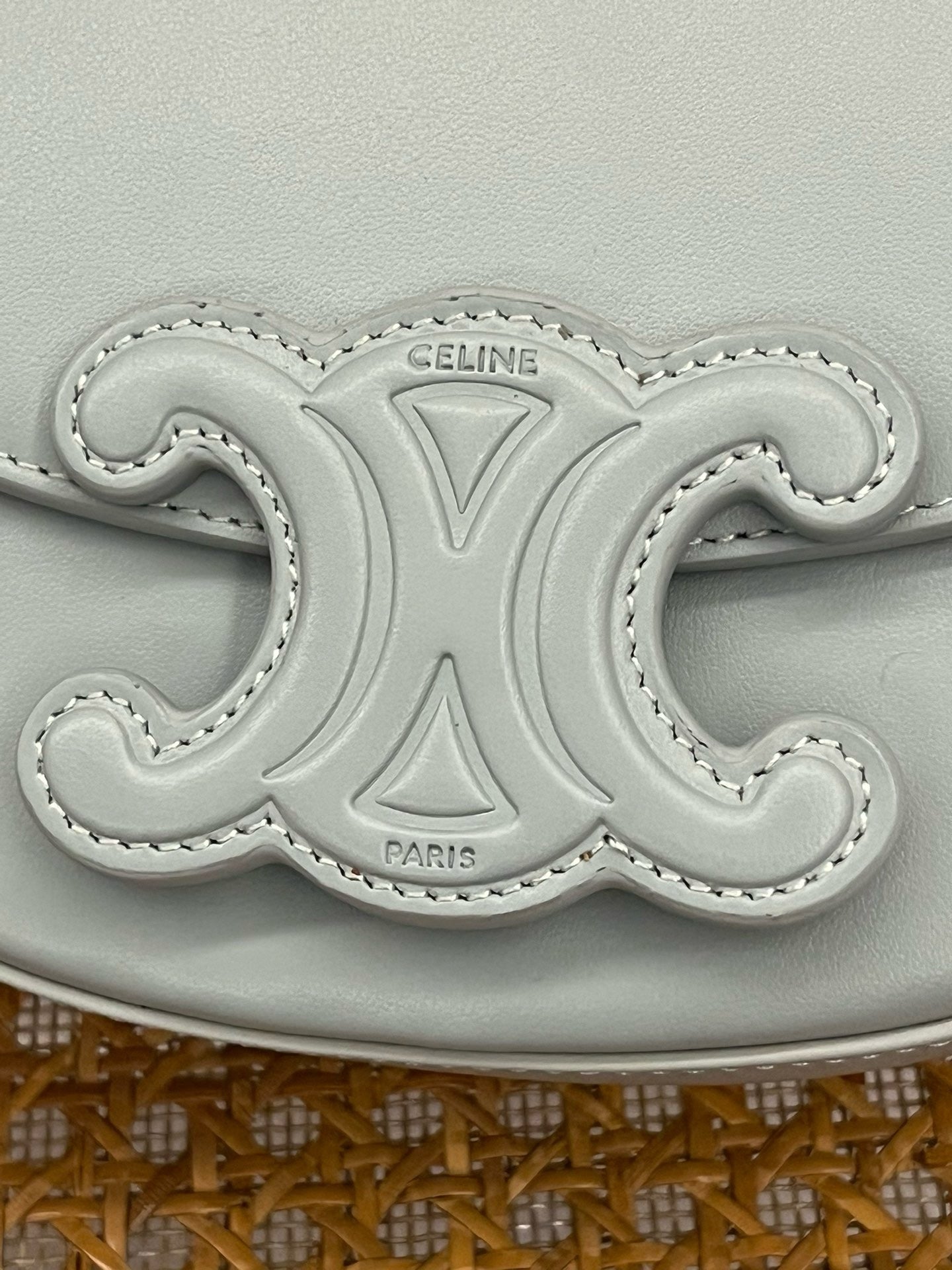 Celine Besace Triomphe 2025 