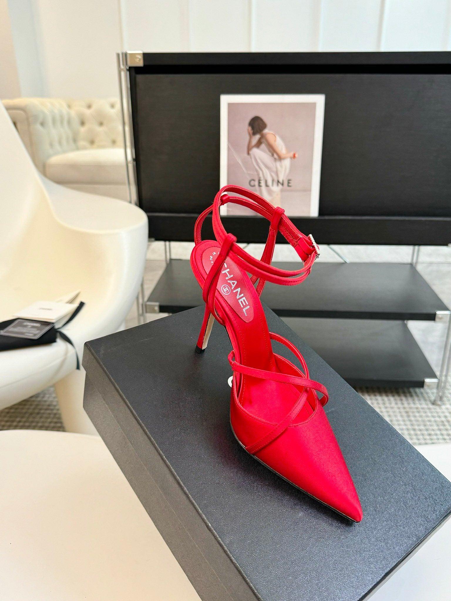 Chanel 24 Podyum Yüksek Topuklu Ayakkabı - Glimmer of Luxury