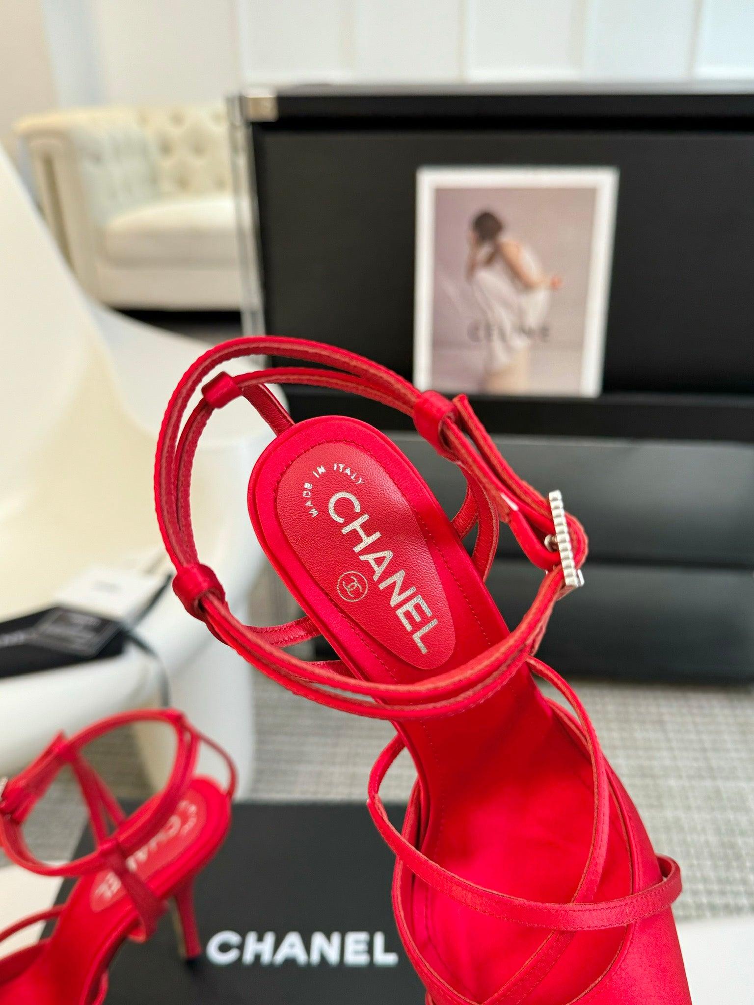 Chanel 24 Podyum Yüksek Topuklu Ayakkabı - Glimmer of Luxury