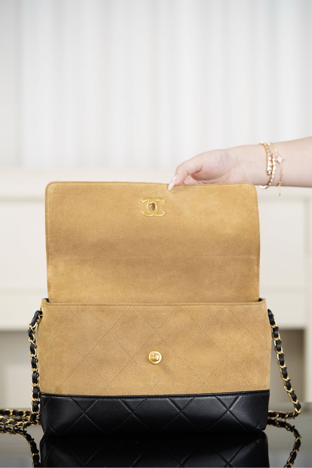 Chanel Gabrielle 25F Métiers d'Art – Color Block Suede Messenger Bag