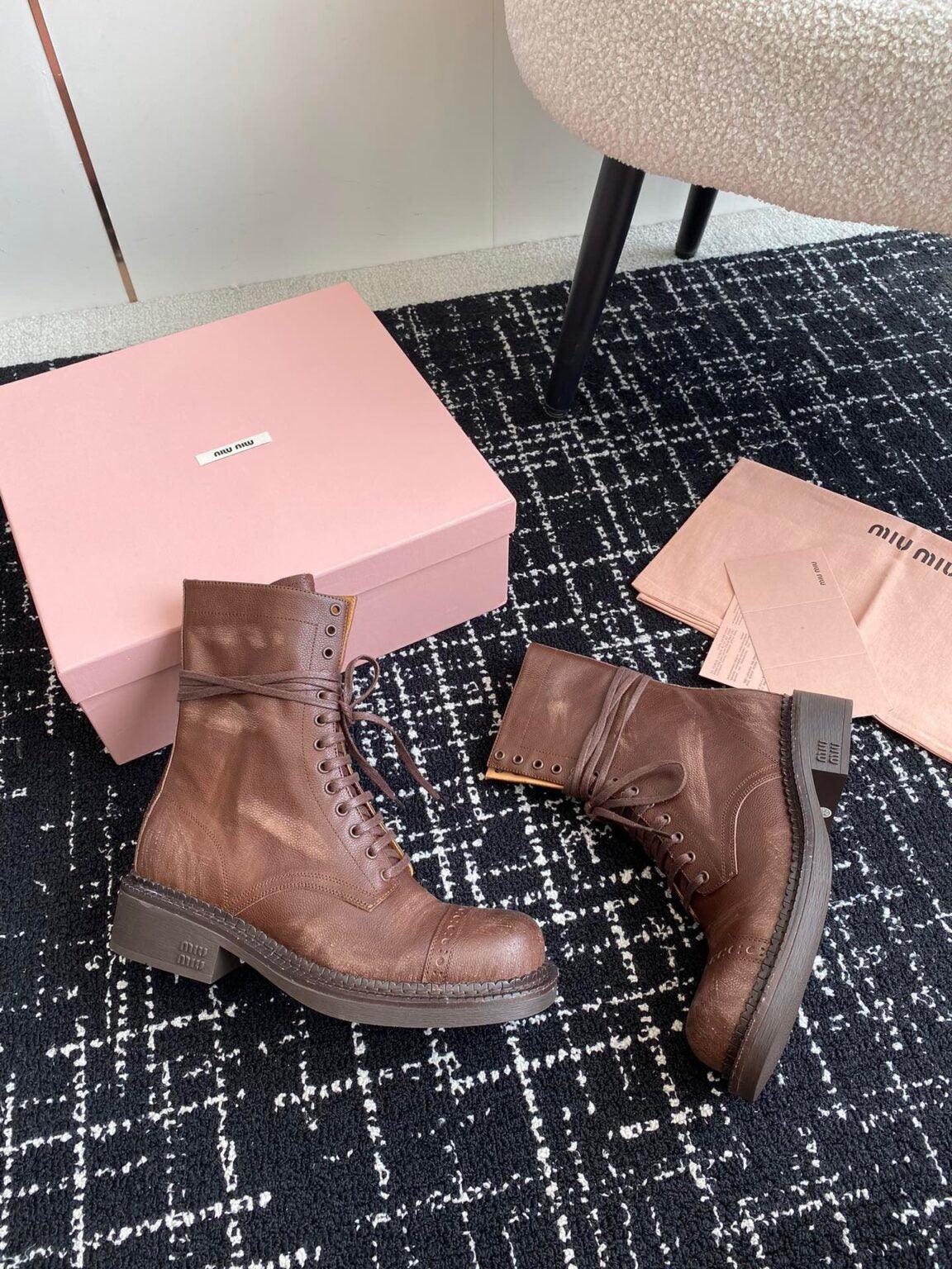 Miu Miu Bağcıklı Kahverengi Kadın Deri Bot - Glimmer of Luxury