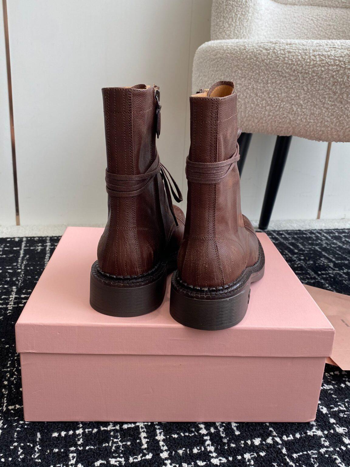 Miu Miu Bağcıklı Kahverengi Kadın Deri Bot - Glimmer of Luxury