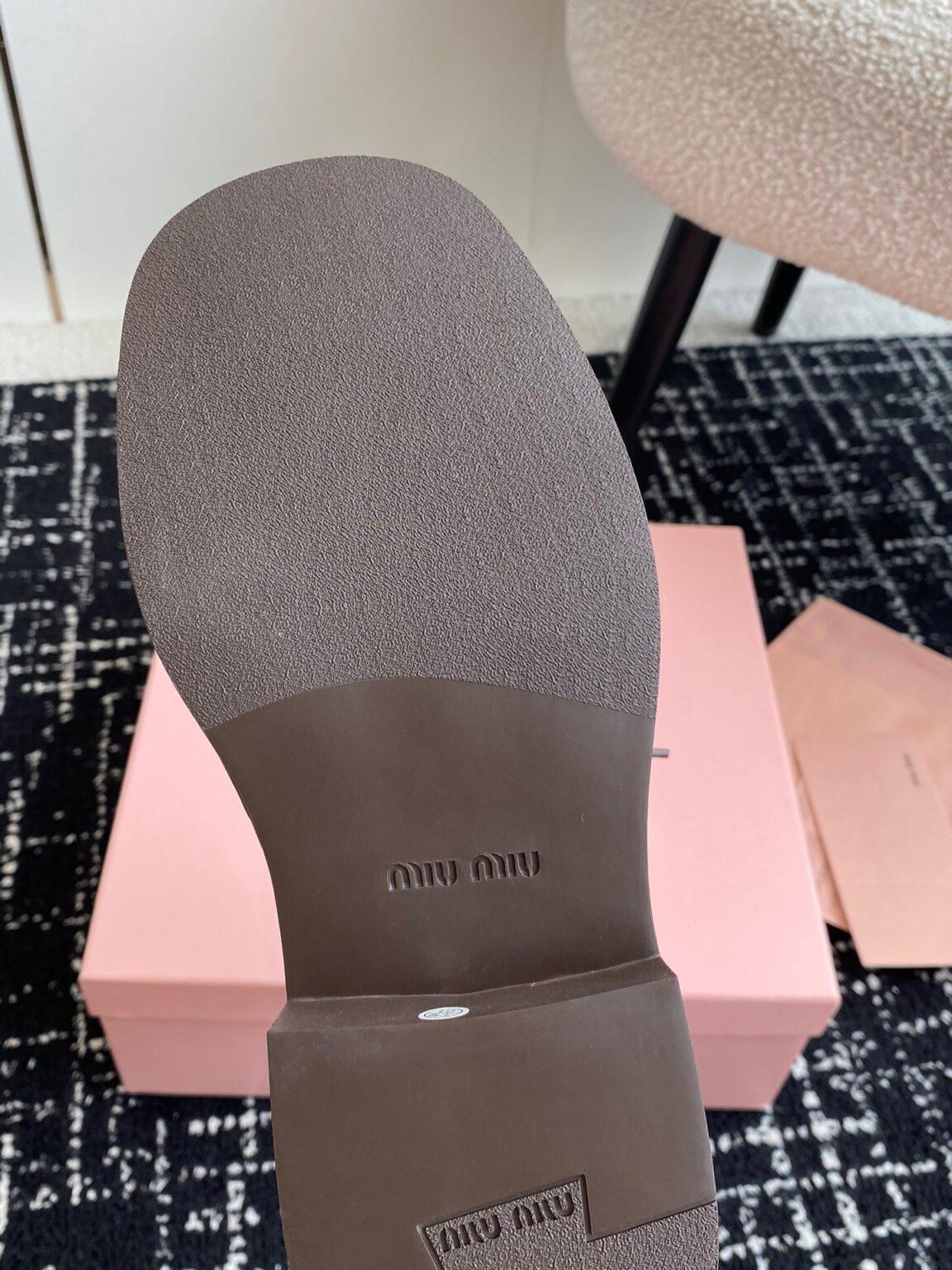 Miu Miu Bağcıklı Kahverengi Kadın Deri Bot - Glimmer of Luxury