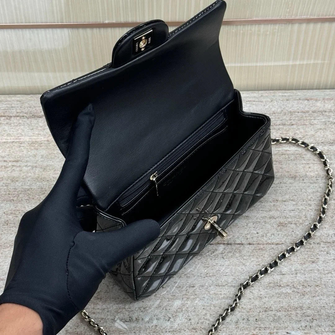 Chanel 24k Mini Saplı Rugan Siyah - Glimmer of Luxury