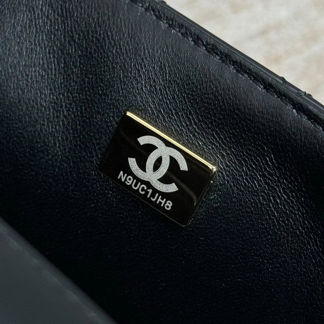 Chanel 24k Mini Saplı Rugan Siyah - Glimmer of Luxury