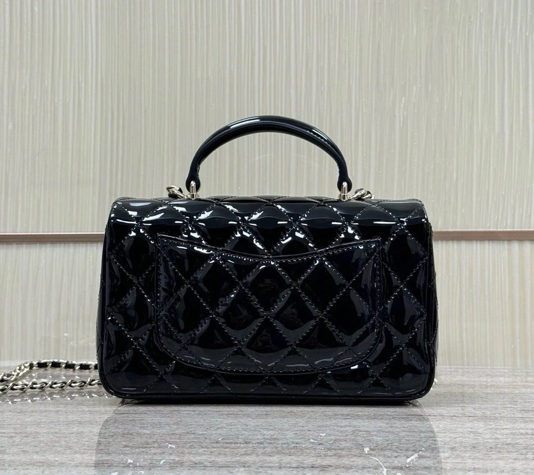 Chanel 24k Mini Saplı Rugan Siyah - Glimmer of Luxury