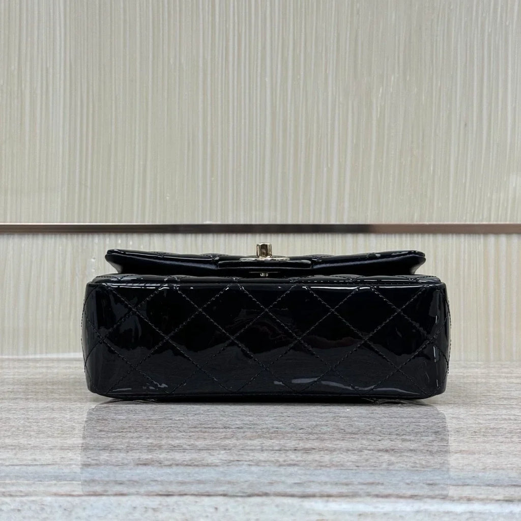 Chanel 24k Mini Saplı Rugan Siyah - Glimmer of Luxury