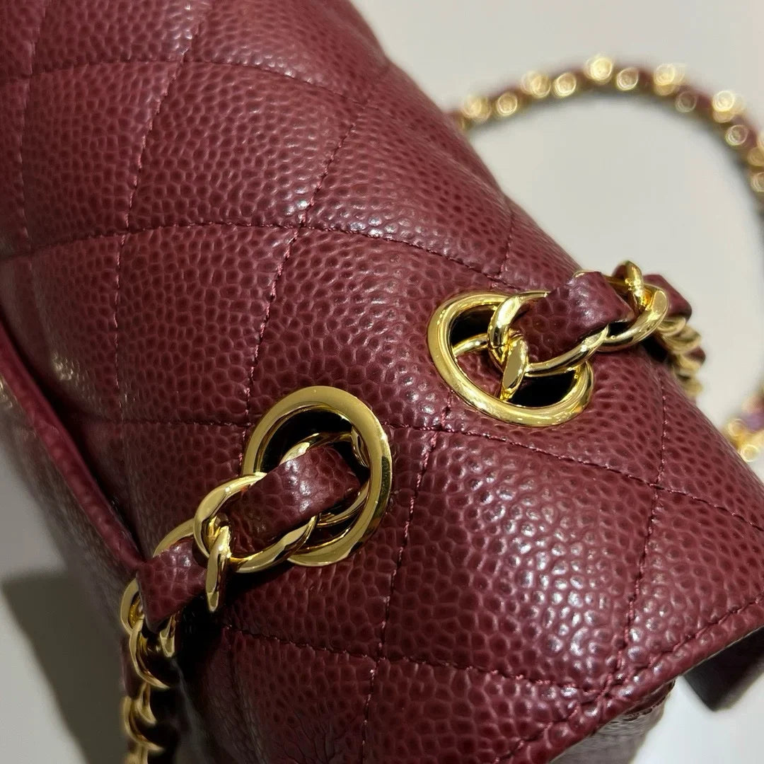 Chanel Flap Orta Boy Çanta Havyar Deri 2024 Bordo - Glimmer of Luxury