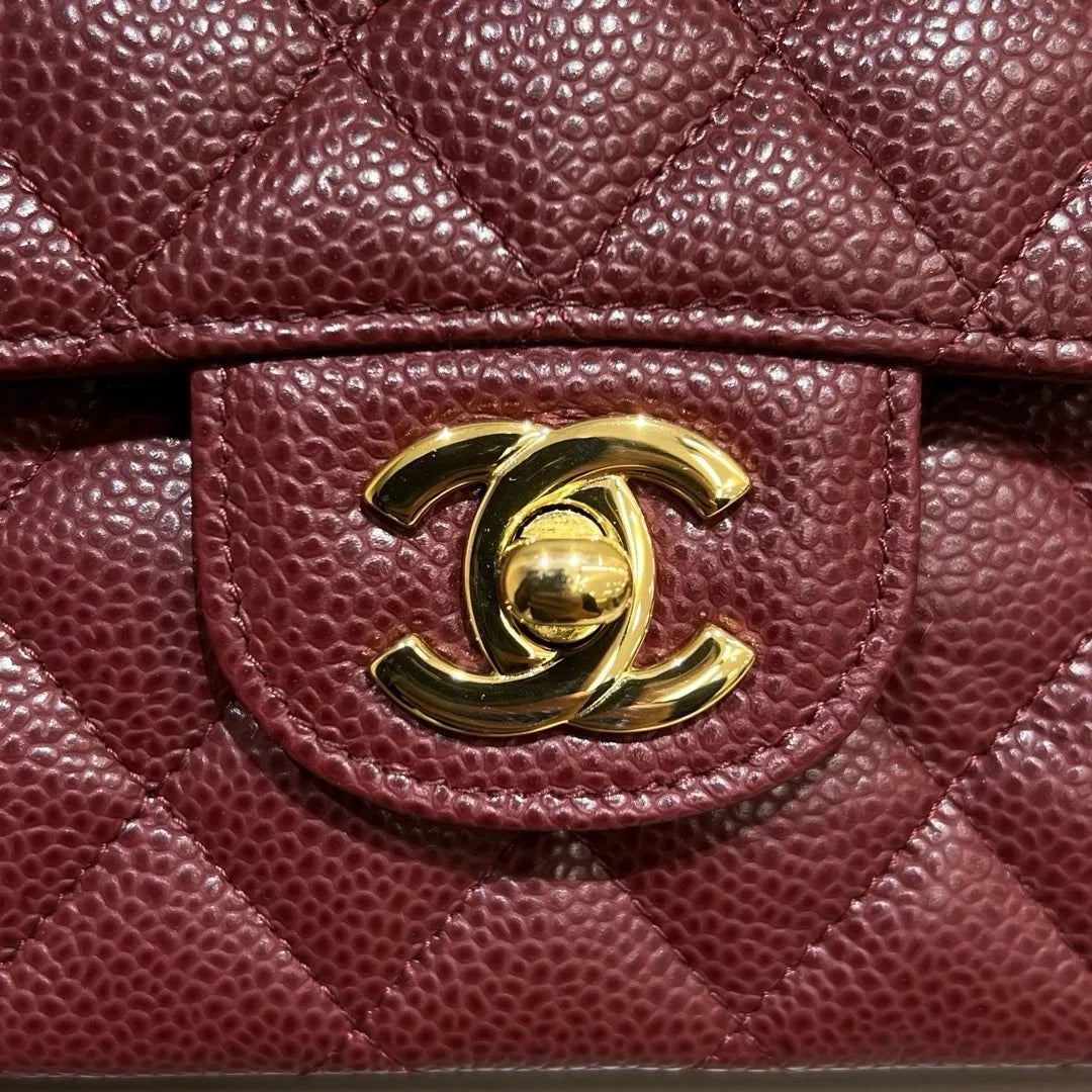 Chanel Flap Orta Boy Çanta Havyar Deri 2024 Bordo - Glimmer of Luxury