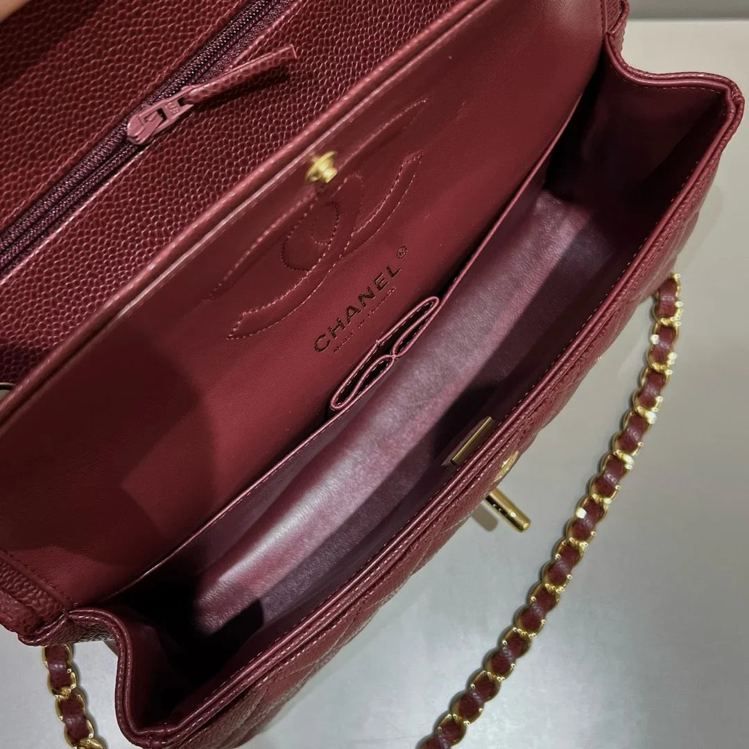 Chanel Flap Orta Boy Çanta Havyar Deri 2024 Bordo - Glimmer of Luxury