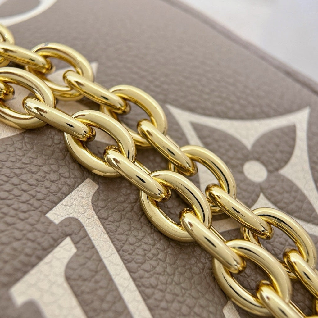 LV Mini Bel Çantası - Glimmer of Luxury