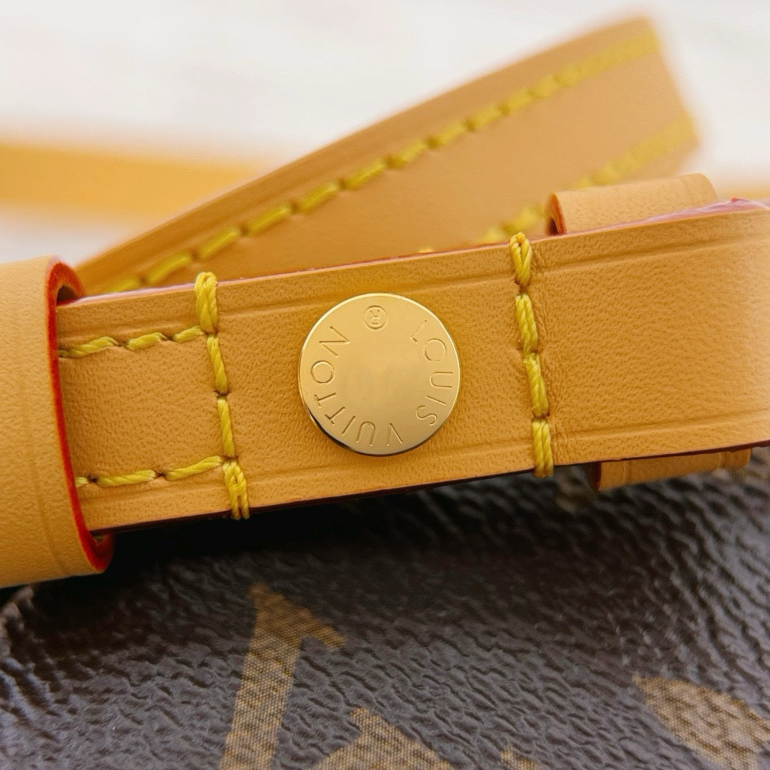 LV Zincirli Cüzdan Ivy Monogram Tuval - Glimmer of Luxury