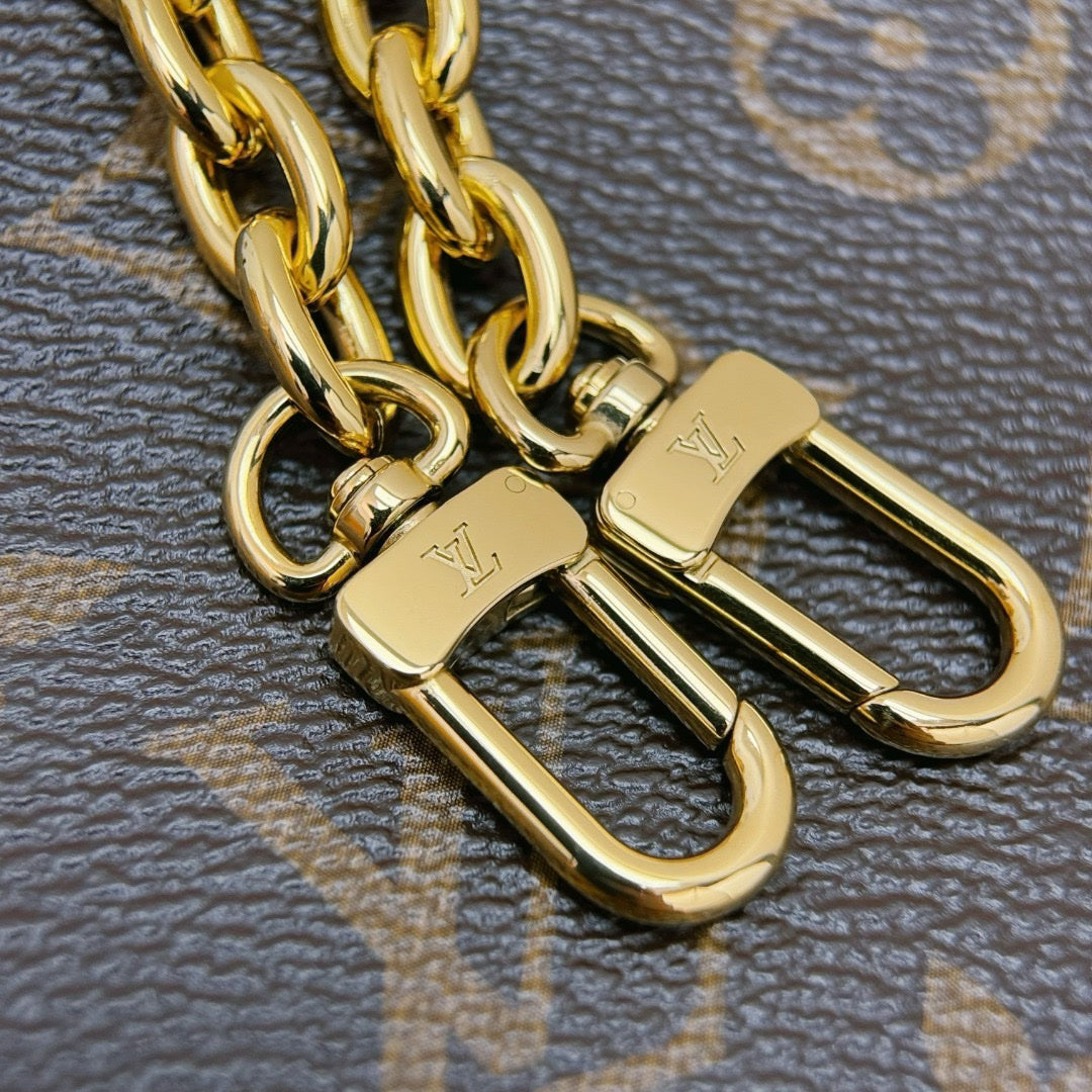 LV Zincirli Cüzdan Ivy Monogram Tuval - Glimmer of Luxury