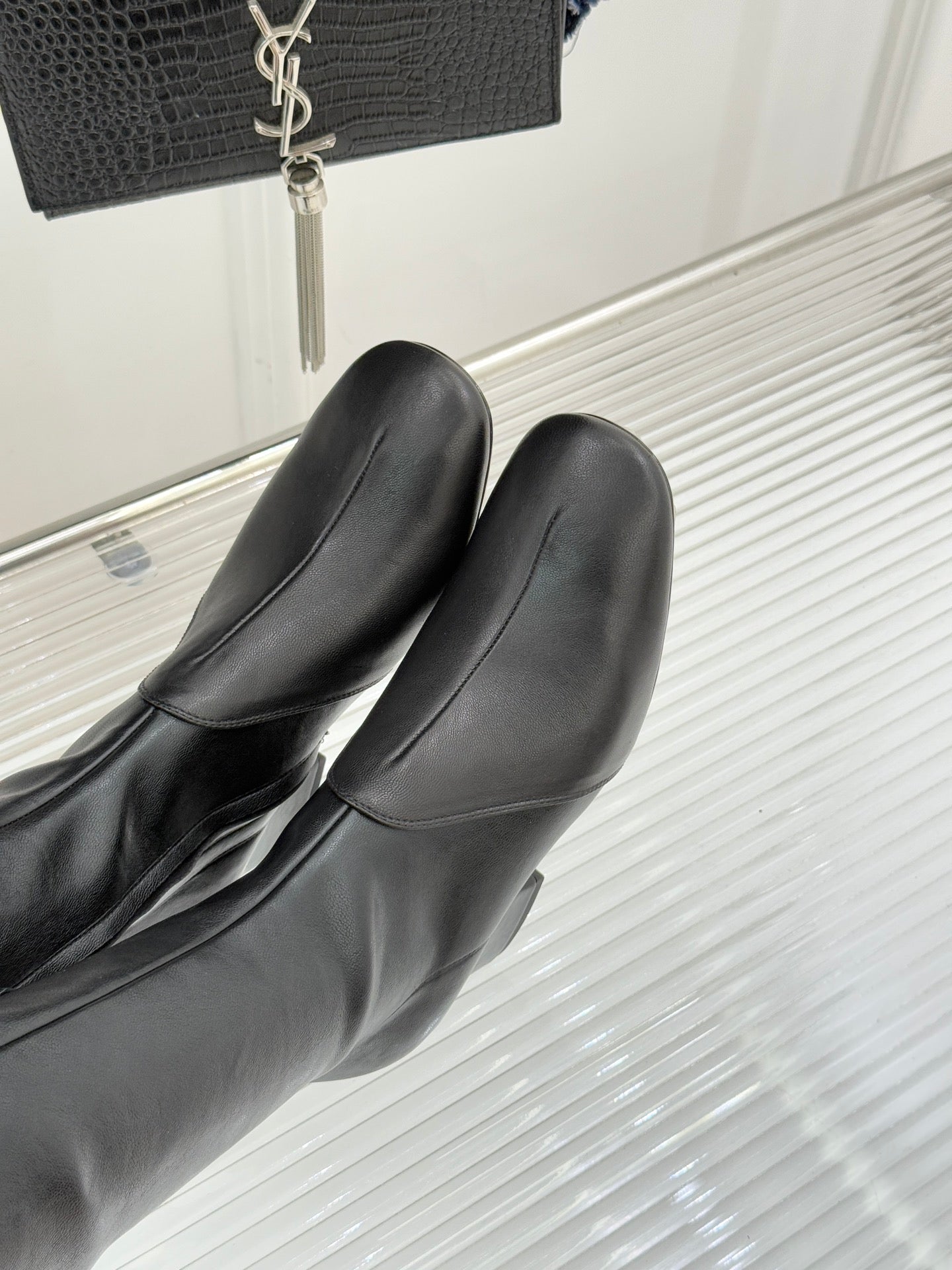 Miu Miu 2025 Fall/Winter Collection – Flexible Leather Boots