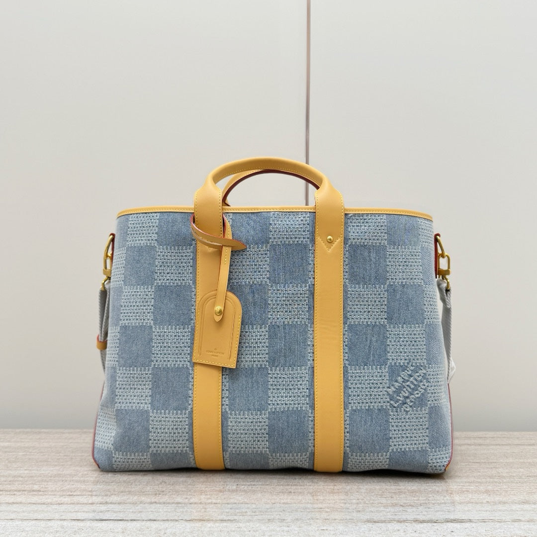 LV Hafta Sonu Tote - Glimmer of Luxury