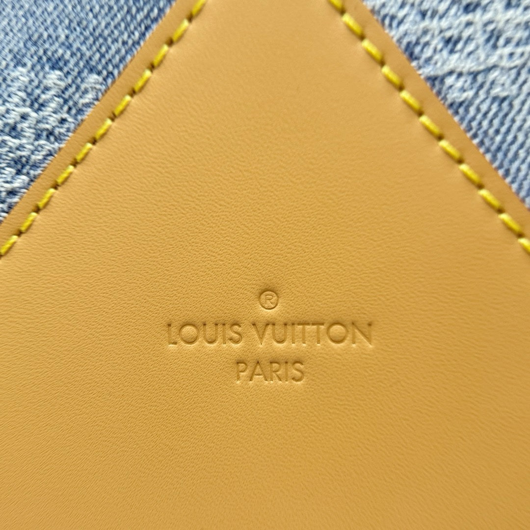 LV Hafta Sonu Tote - Glimmer of Luxury