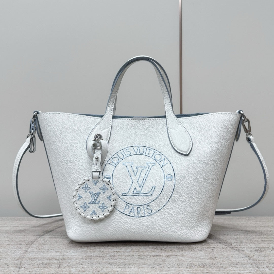 LV Blossom PM M11734 - Glimmer of Luxury