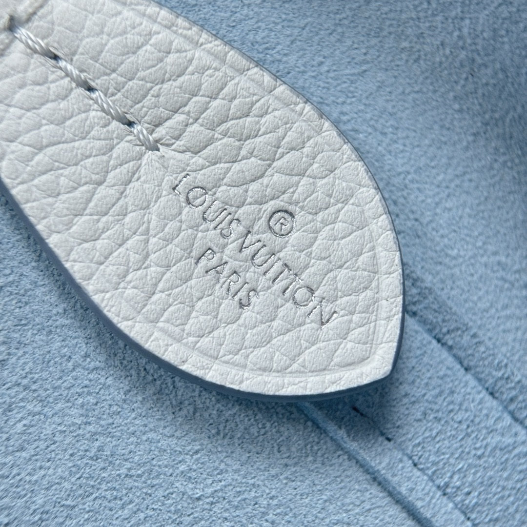 LV Blossom PM M11734 - Glimmer of Luxury