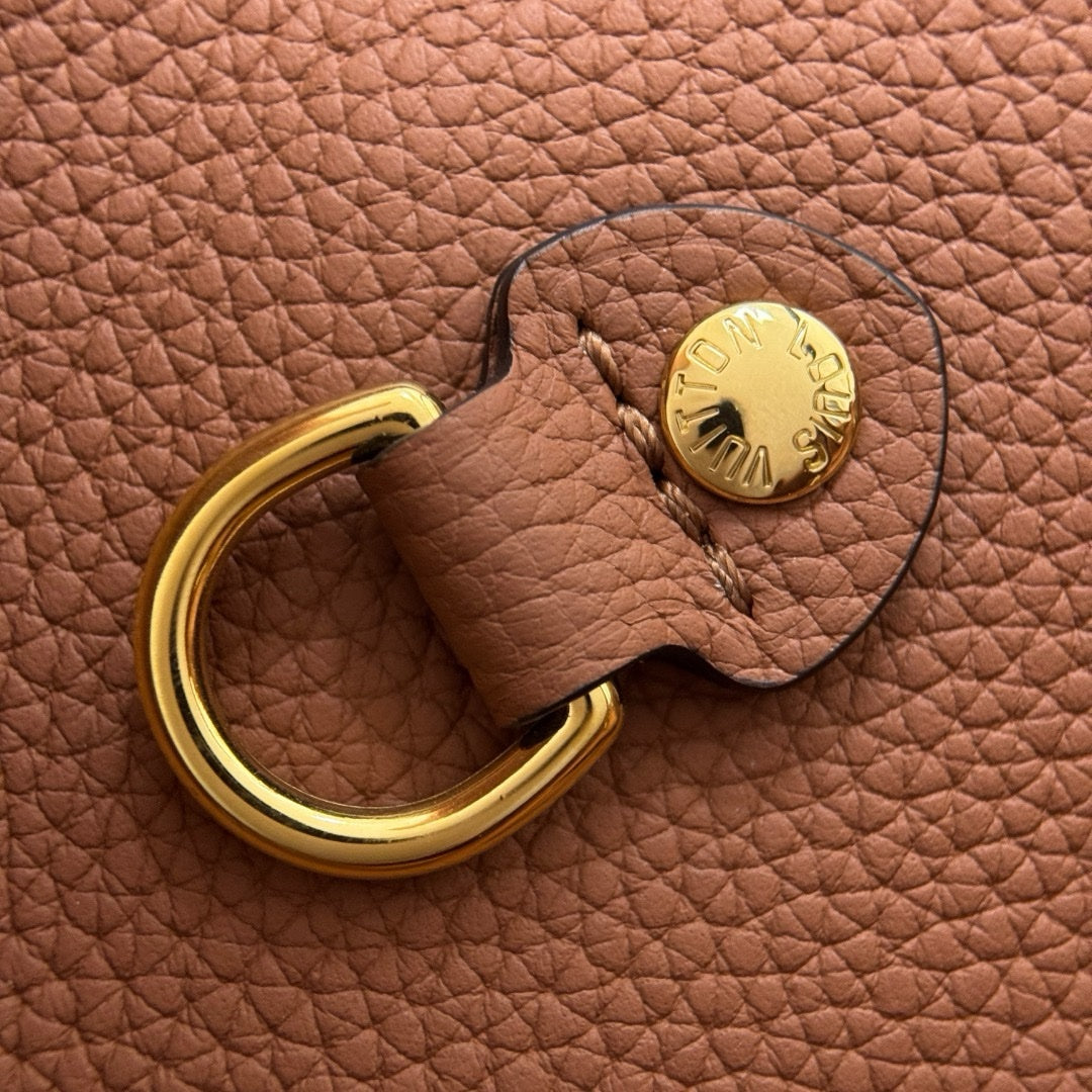 Louis Vuitton M12061 Neverfull İçten Dışa MM Tan - Glimmer of Luxury