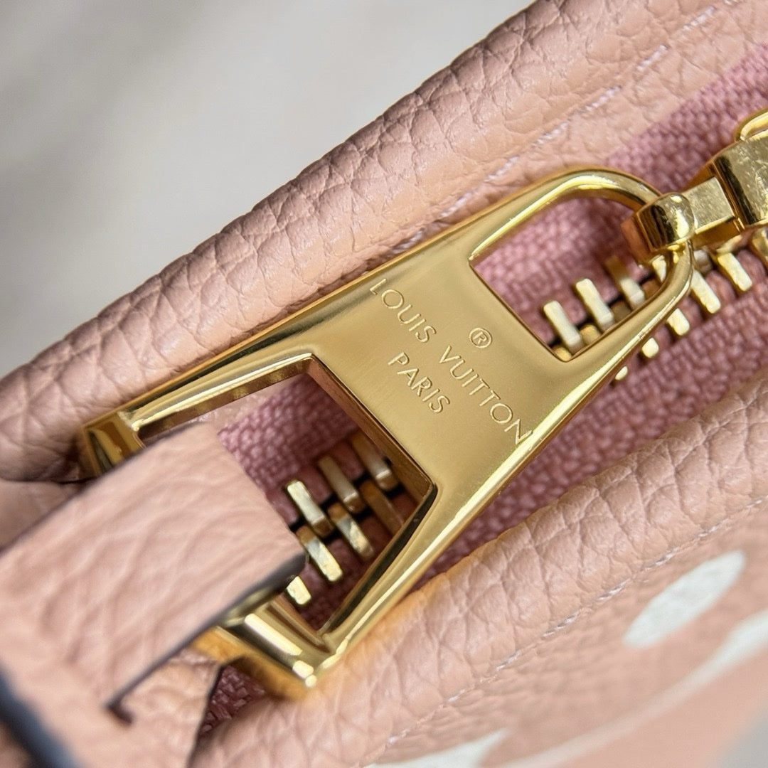 Lv Louis Vuitton Carryall PM - Glimmer of Luxury