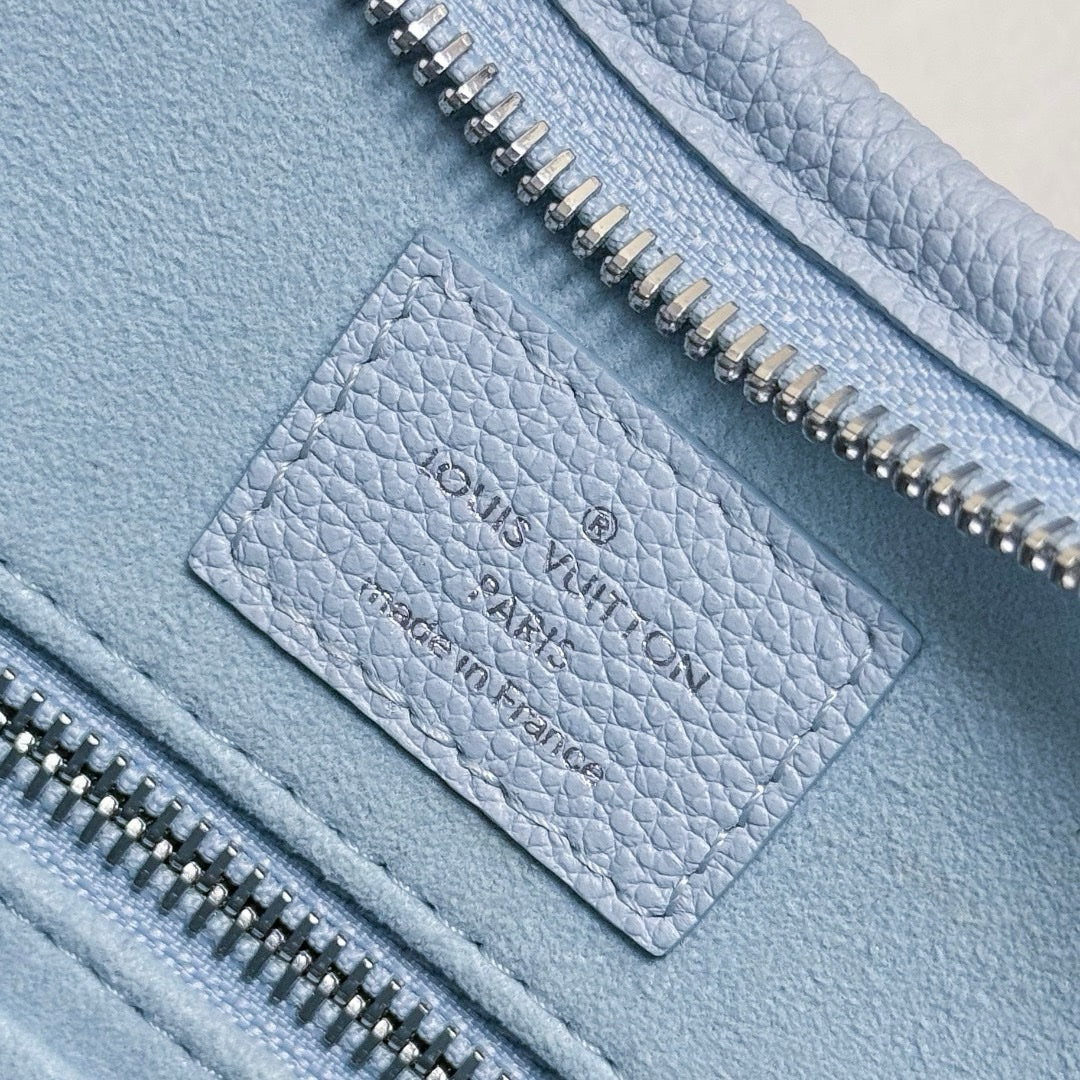 Lv Louis Vuitton Carryall PM - Glimmer of Luxury