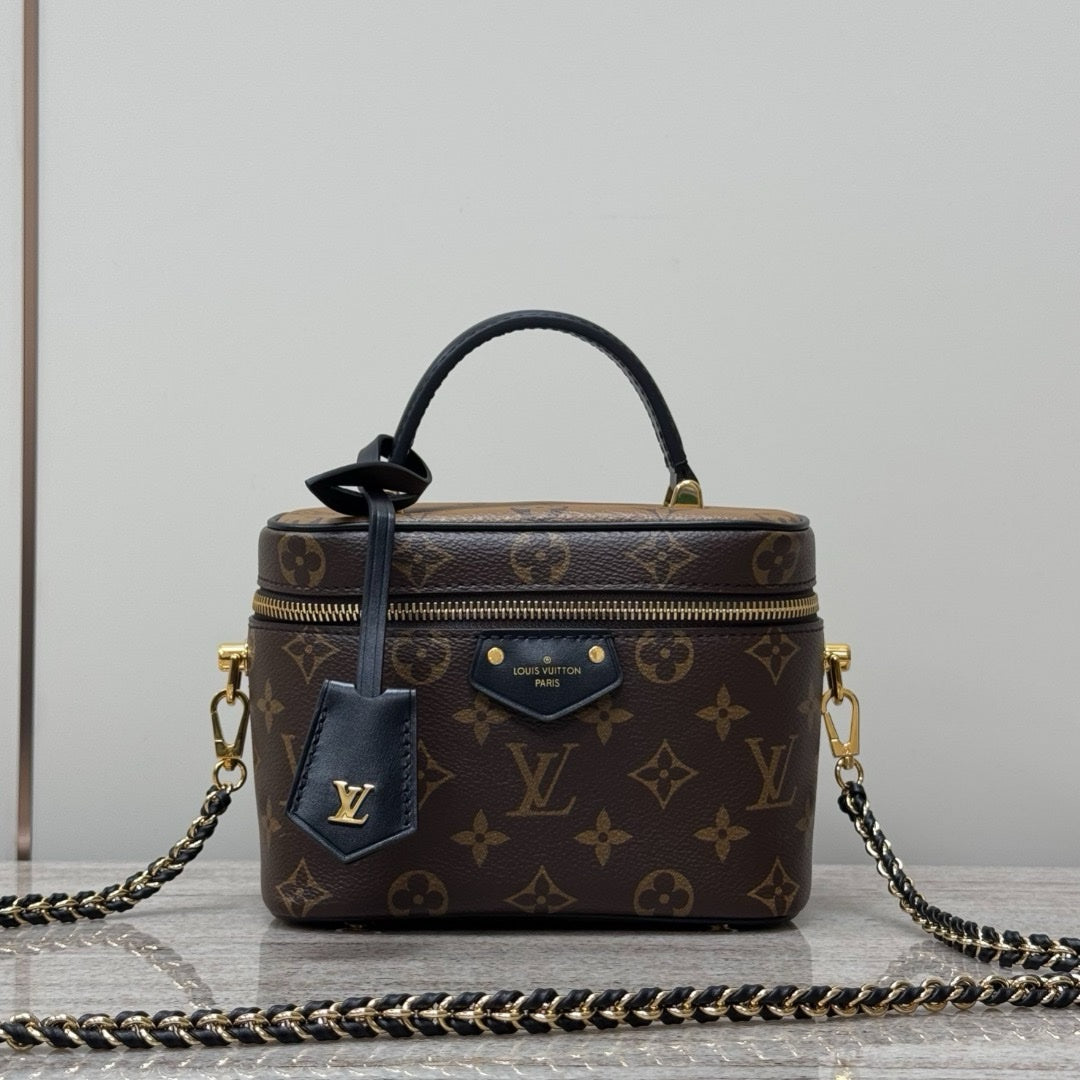 Lv Vanity PM M47128 - Glimmer of Luxury
