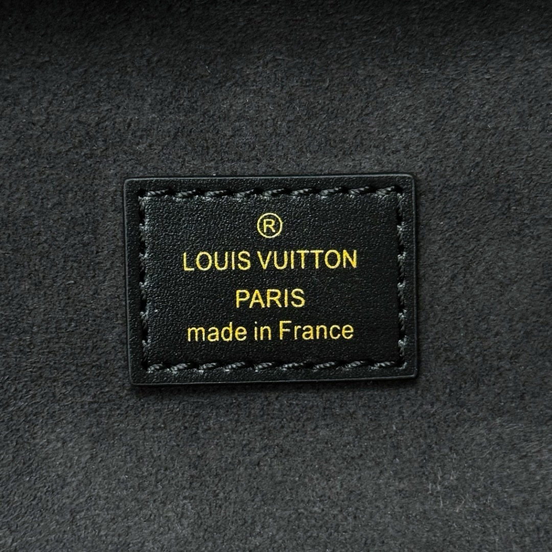 Lv Vanity PM M47128 - Glimmer of Luxury