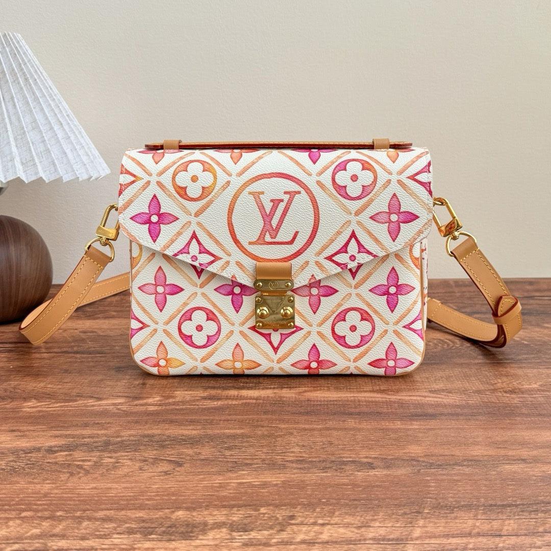 LV Pochette Métis M12711 - Glimmer of Luxury