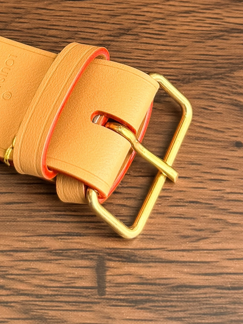 LV Keepall Bandoulière - Glimmer of Luxury