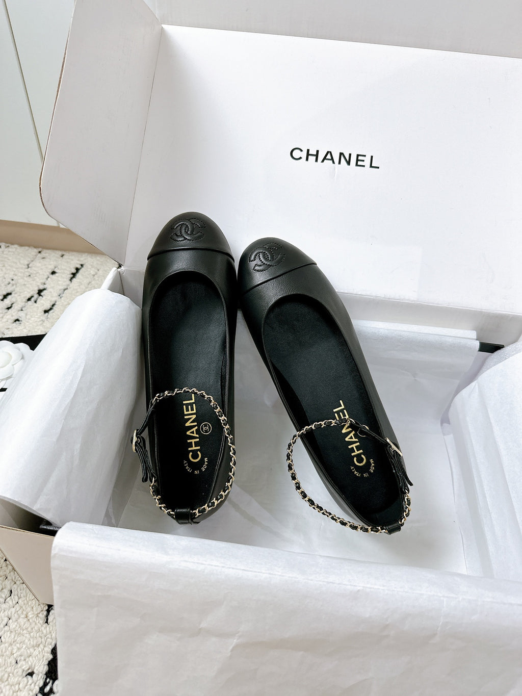 CHANEL – Zincir Detaylı Renk Bloklu Bale Ayakkabılar