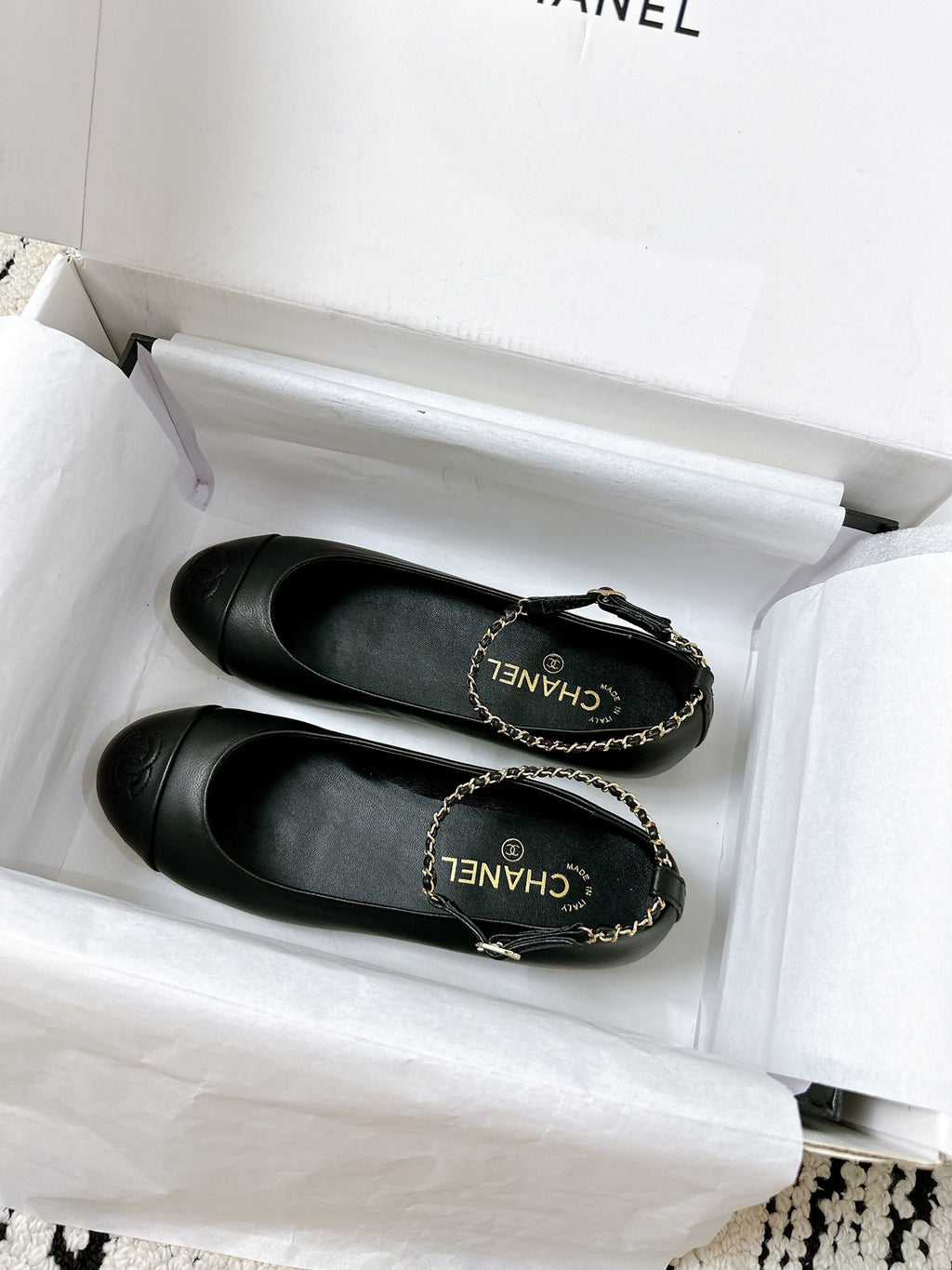 CHANEL – Zincir Detaylı Renk Bloklu Bale Ayakkabılar