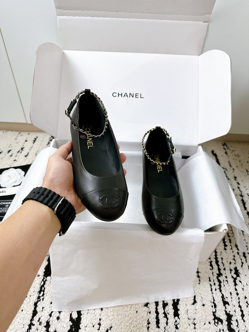 CHANEL – Zincir Detaylı Renk Bloklu Bale Ayakkabılar