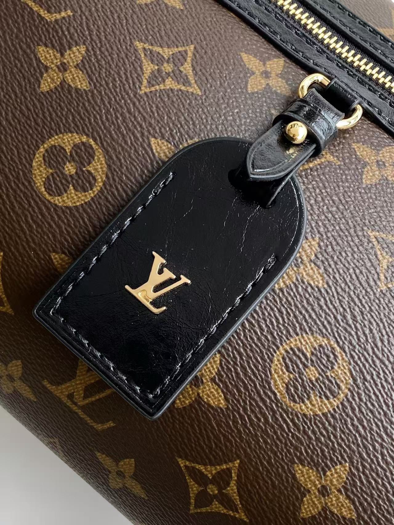 Louis Vuitton Teddy Mitt Omuz Çantası