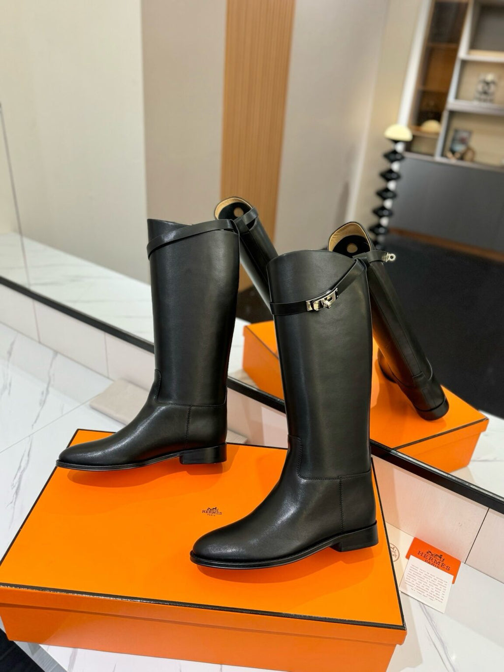 Hermès Zıplayan Botlar - Glimmer of Luxury