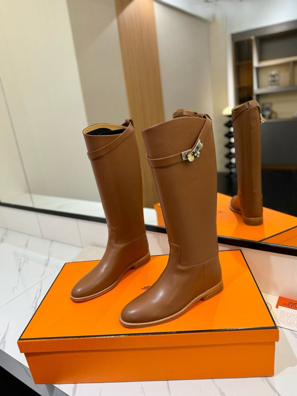 Hermès Zıplayan Botlar - Glimmer of Luxury