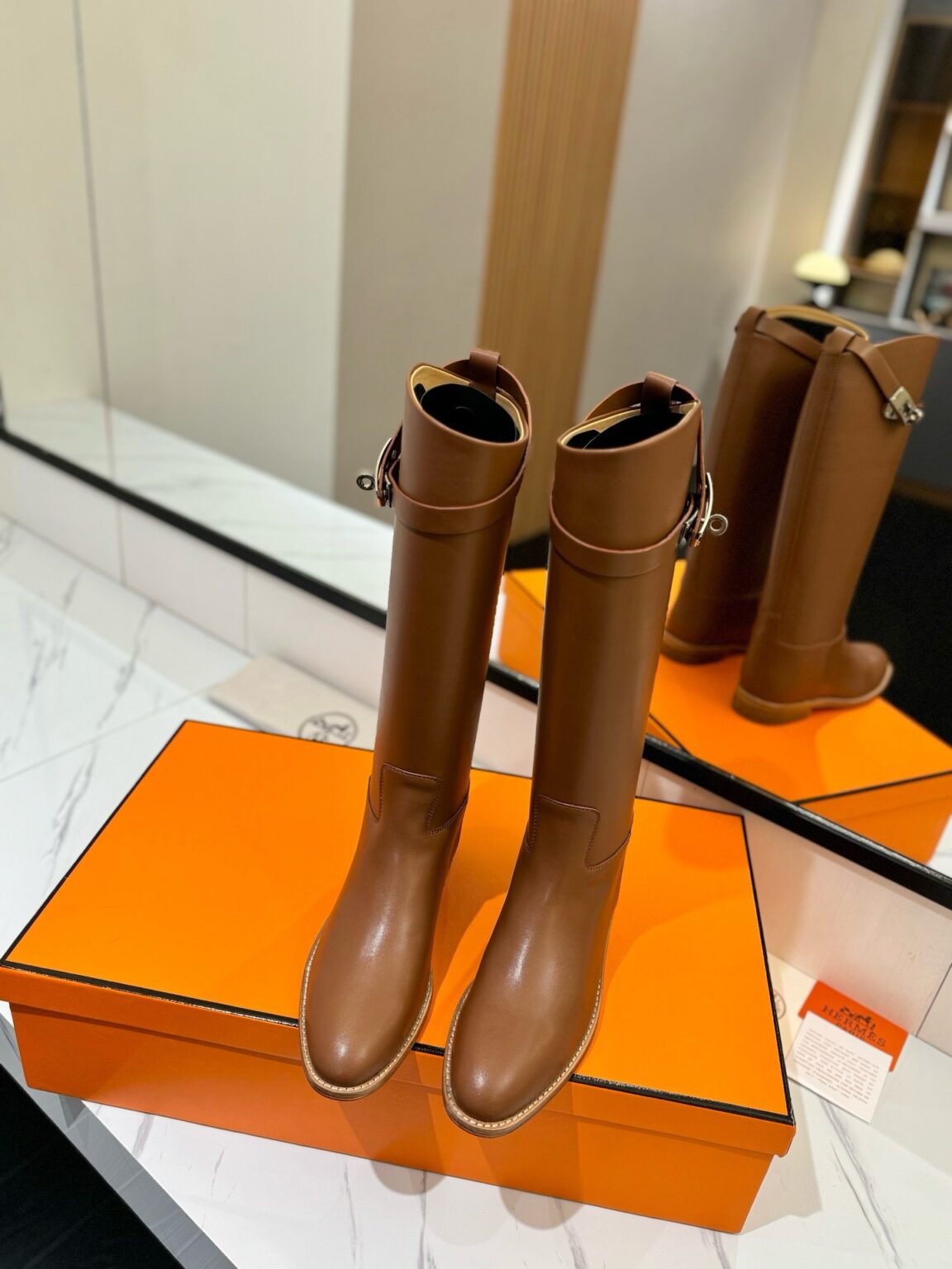 Hermès Zıplayan Botlar - Glimmer of Luxury