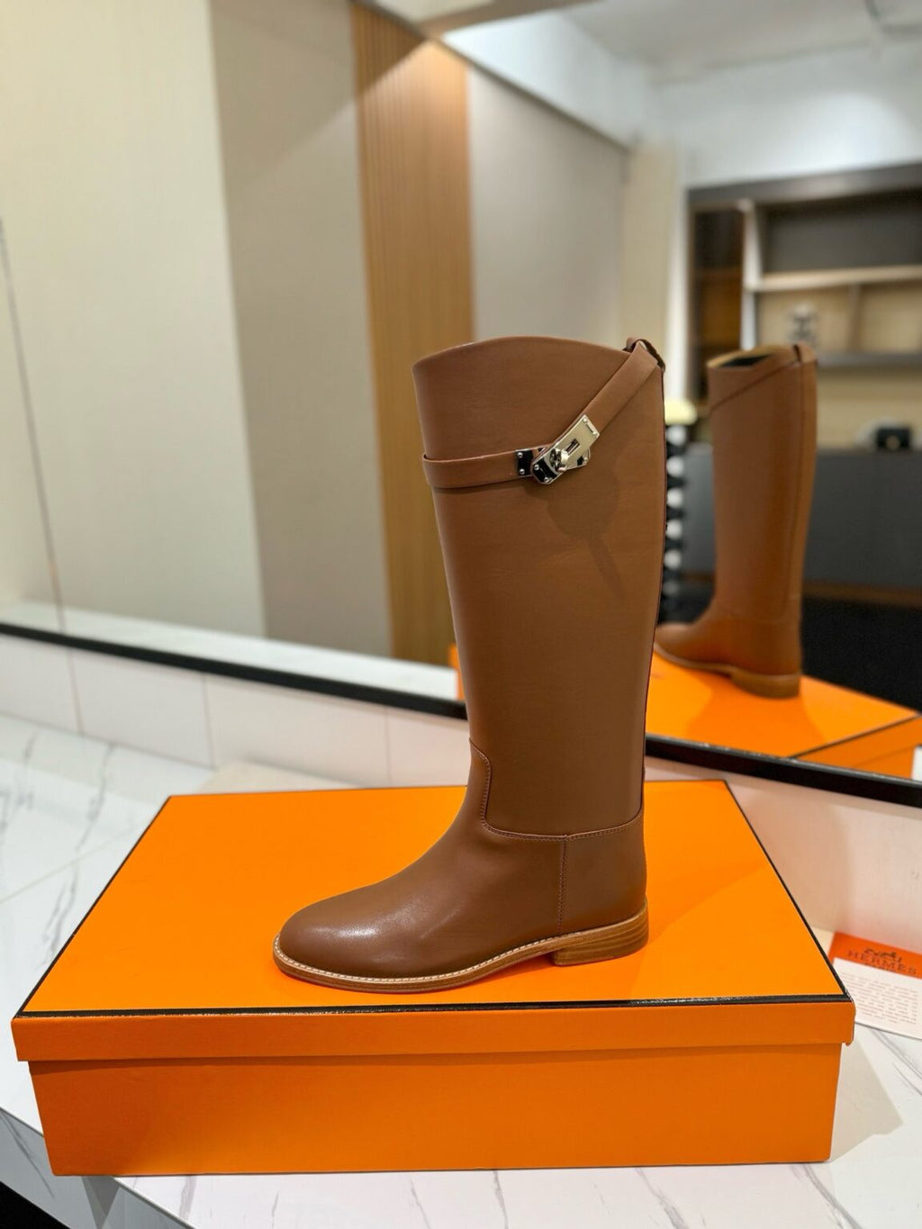 Hermès Zıplayan Botlar - Glimmer of Luxury